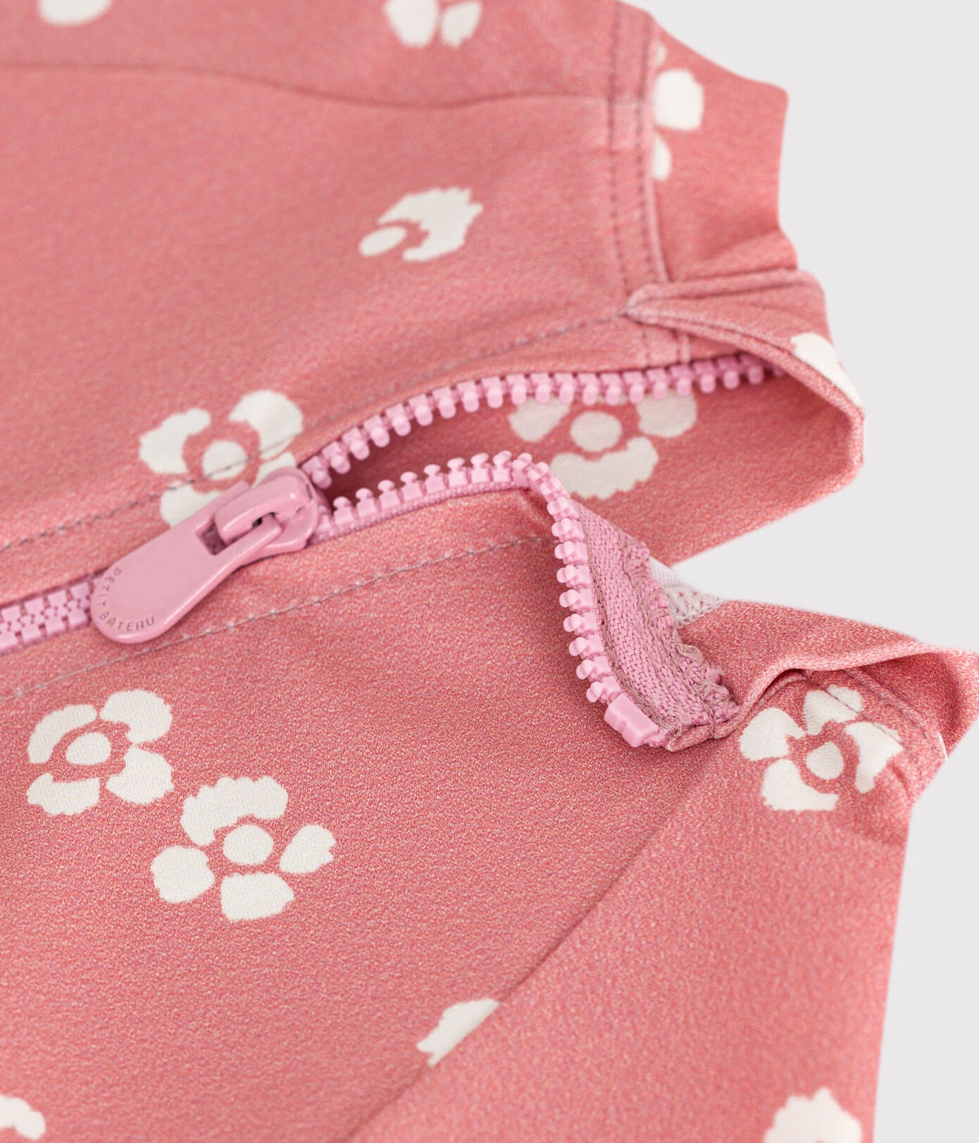 Combinaison anti UV bébé, imprimée à fleurs